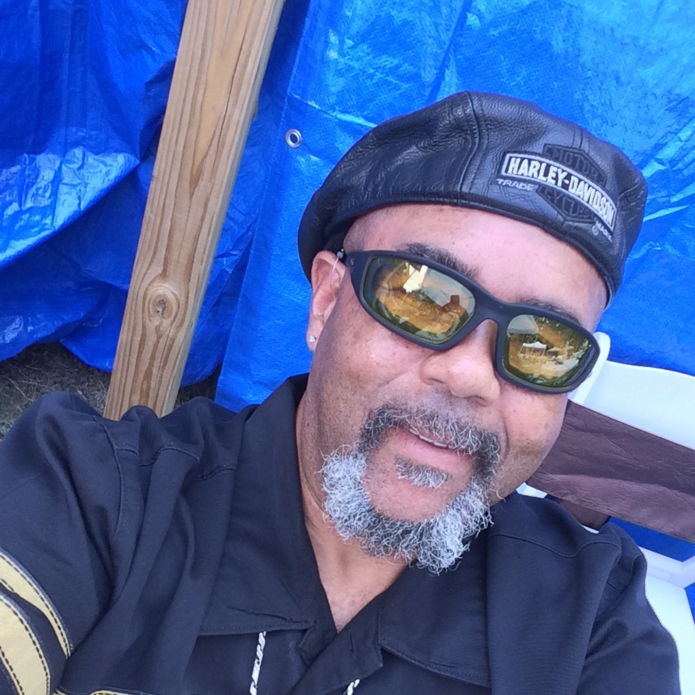 Meet your Posher, Clarence